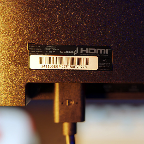 Màn hình Gaming EDRA EGM27F180PV 27 inch FullHD 180Hz